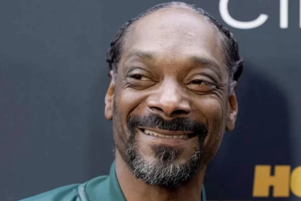 Snoop Dogg's $10K Gift Empowers 93-Year Old's Property Fight!