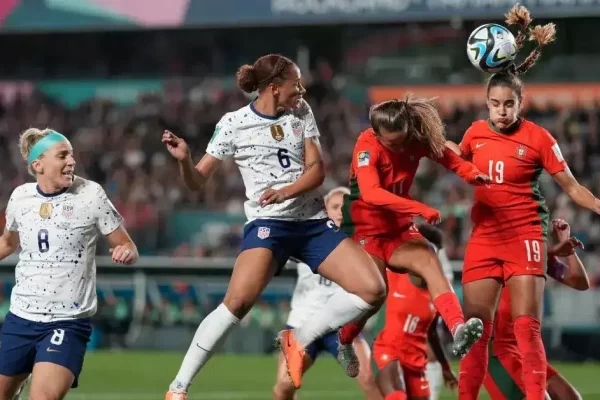 USWNT Survives Group Stage, Reaches World Cup Knockouts!