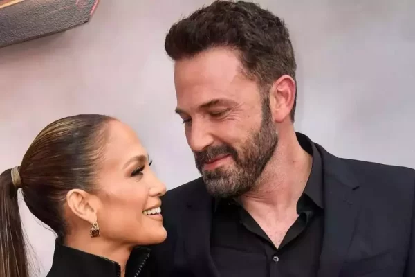 Jennifer Lopez & Ben Affleck Celebrates First Wedding Anniversary