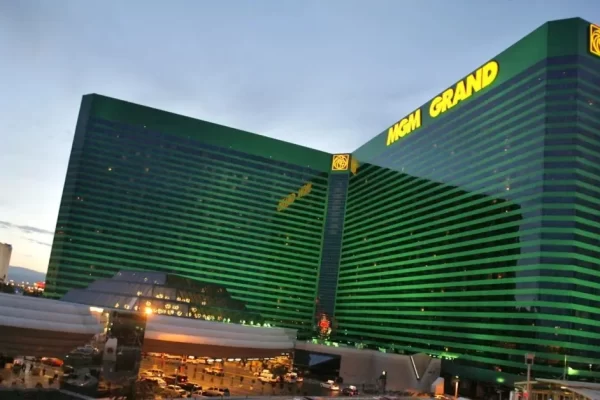 MGM Cyber Attack Halts Slot Machines & Digital Check-Ins