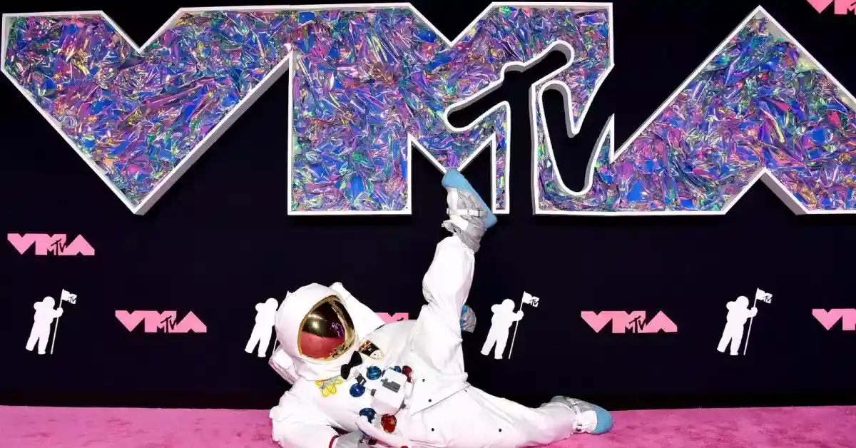 MTV VMA 2023 Shines With Celestial Brilliance On Stage