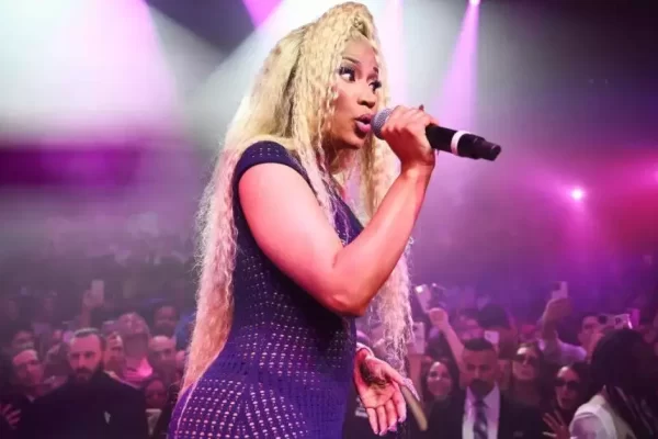 Nicki Minaj Criticizes 2012 Hit Song 'Starships' on New Year Eve